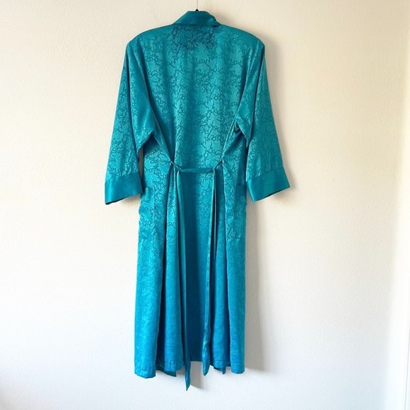 Victoria’s Secret Yellow Lable Green Robe - Picture 4 of 14